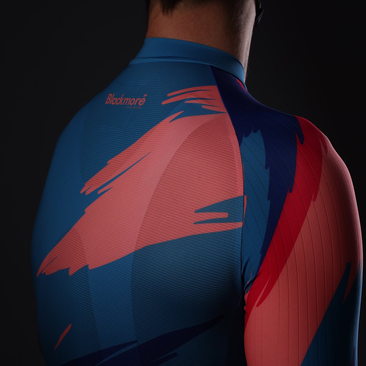 RideBlackmore's tweet photo. Our Highwood aero jersey started life as a winter top and now joins the fray of our jersey collection. Happy wanging round a crit course or a dusty gravel loop our jerseys are made for one thing. Riding bikes.
https://t.co/SdkmChRW7j
#wangit #cycling #bici #velo #rideblackmore https://t.co/wDauNGFevC