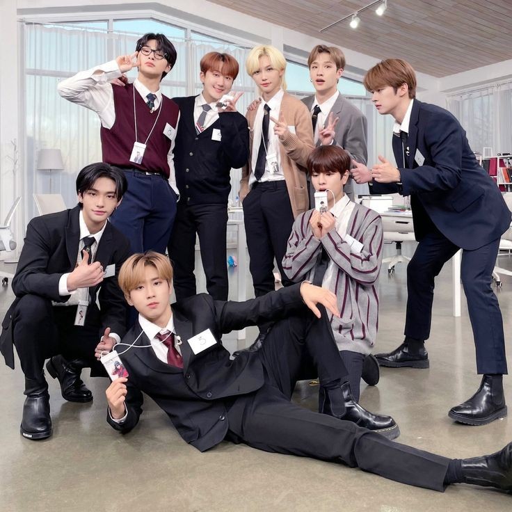 ebisapa's tweet photo. Stray Kids ketika Anaknya Masuk Rumah Sakit
.
.
[A THREAD]
@ebisapa @pacemakerstay https://t.co/hyH6q7O8om