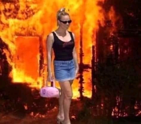 hanihaae_'s tweet photo. Yo escuchando Fire #SEVENTEEN https://t.co/zxiBmpIyFN