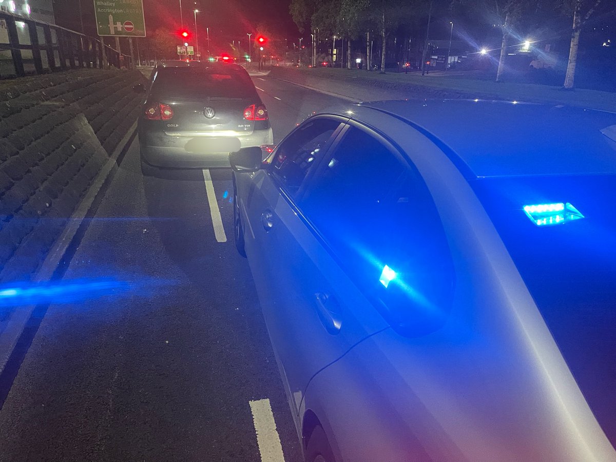 LancsRoadPolice's tweet photo. This car π was stopped by #HO30 on Barbara Castle Way, Blackburn.
The driver smelt strongly of cannabis & admitted to smoking some last night.
The driver failed a @DrugWipeUK for cannabis and a blood sample was obtained. Once fit he will be released from custody.
#T1TacOps https://t.co/dYaTF64D08