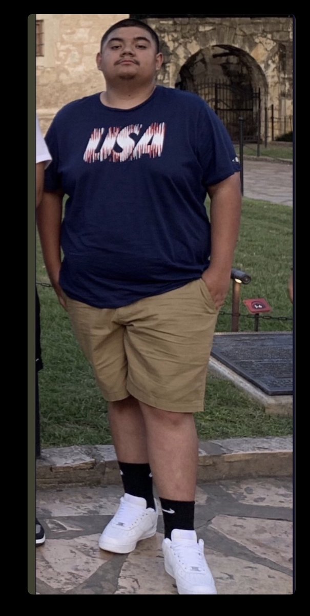 luvsynful's tweet photo. @jmbtww @YTDroxzyWTF @YoZonary This junior btw https://t.co/IcpU583SJG