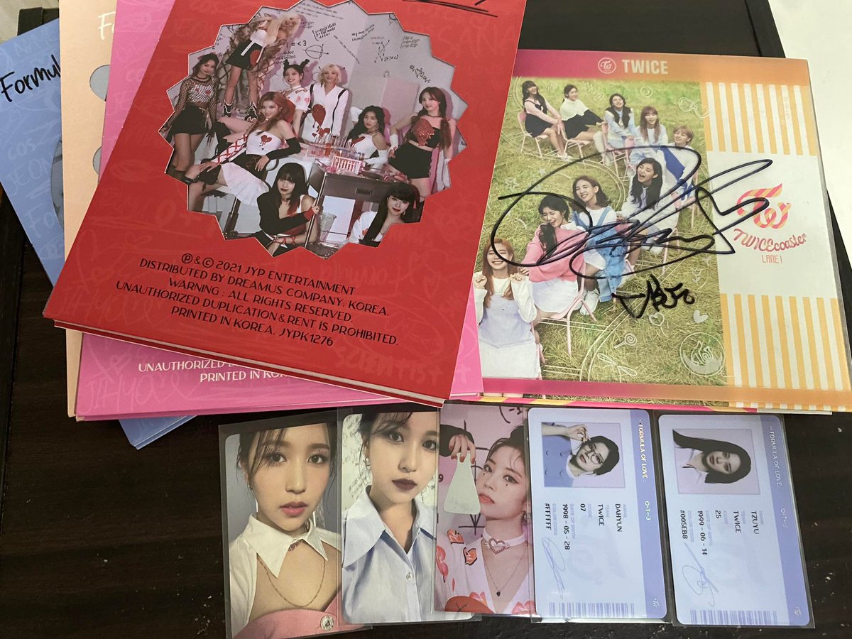 BENtablesss's tweet photo. wts | lfb

Dahyun Signed TCL Album
- sold as set
- check 2nd pic for price breakdown

🏷: mina tzuyu dahyun album signed tcl fol wts lfb lfs https://t.co/MrqR3yoOL5