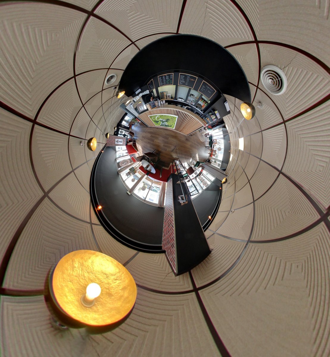 PANORAMICTOUR's tweet photo. Vous voulez prendre de la hauteur 🪜 ou voir 👀 autrement  !!! 
 #Cocolatte #Coffeeshop #café #grain #coworking  #spécialité #chateaugontier #surplace #àemporter #mcommemayenne #coffee #latte #cappuccino ##laitvegetal #coco #productivité #privatisation #placetowork https://t.co/yDrUz90RpN
