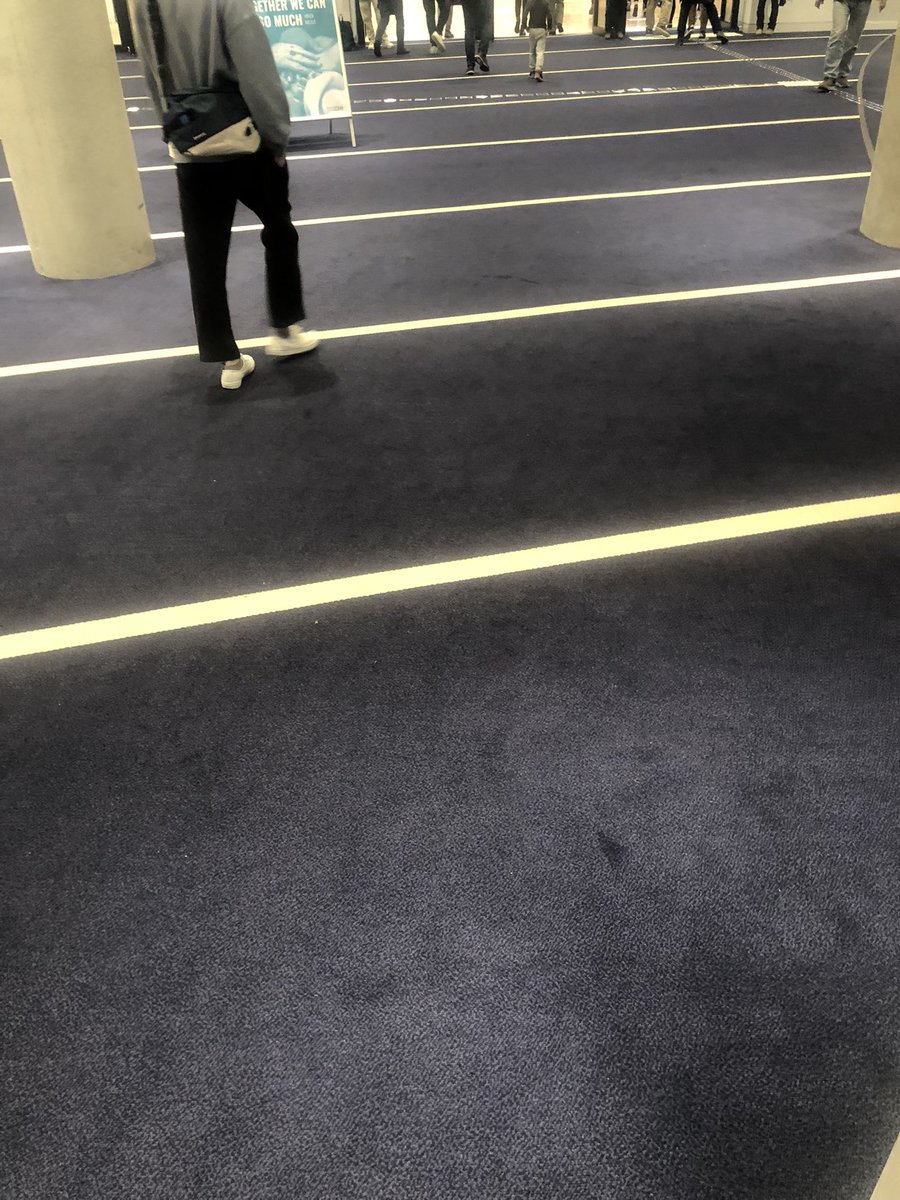 shaunlawson's tweet photo. #CHI2023 #carpetsofCHI https://t.co/CA04orwy84