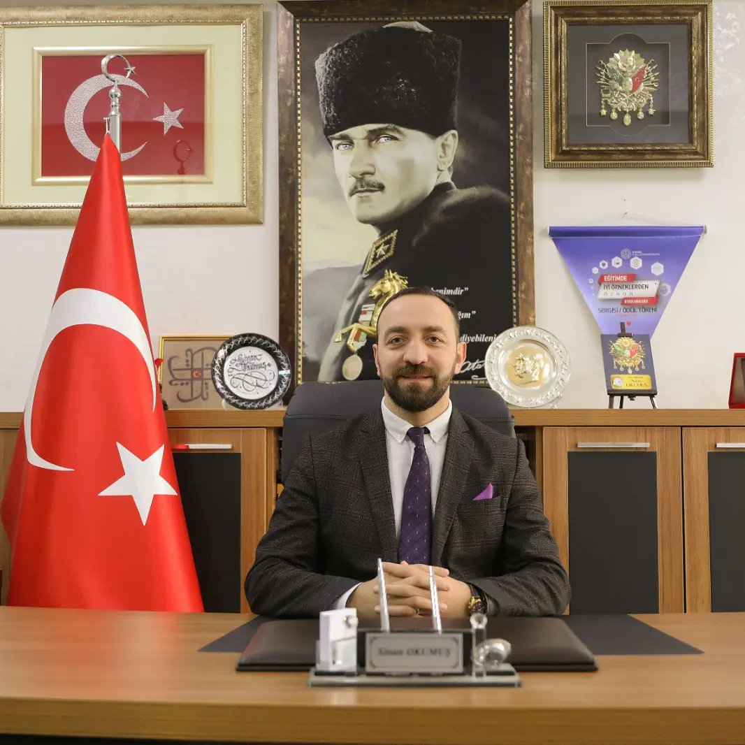 okumussinan5353's tweet image. #İlkGünküAşkla🇹🇷
#EğitimdeKaliteninAdresi🇹🇷
Geleceğin güvencesi sağlam temellere dayalı bir eğitime, eğitim ise öğretmene dayalıdır...Bırakın olmasın mezar taşımız; bir okul bahçesine gömsünler bizi, çocuklar koşsun üzerinizden.❗
#SNAL🇹🇷
@CevatDervisoglu 
@memleventyazici