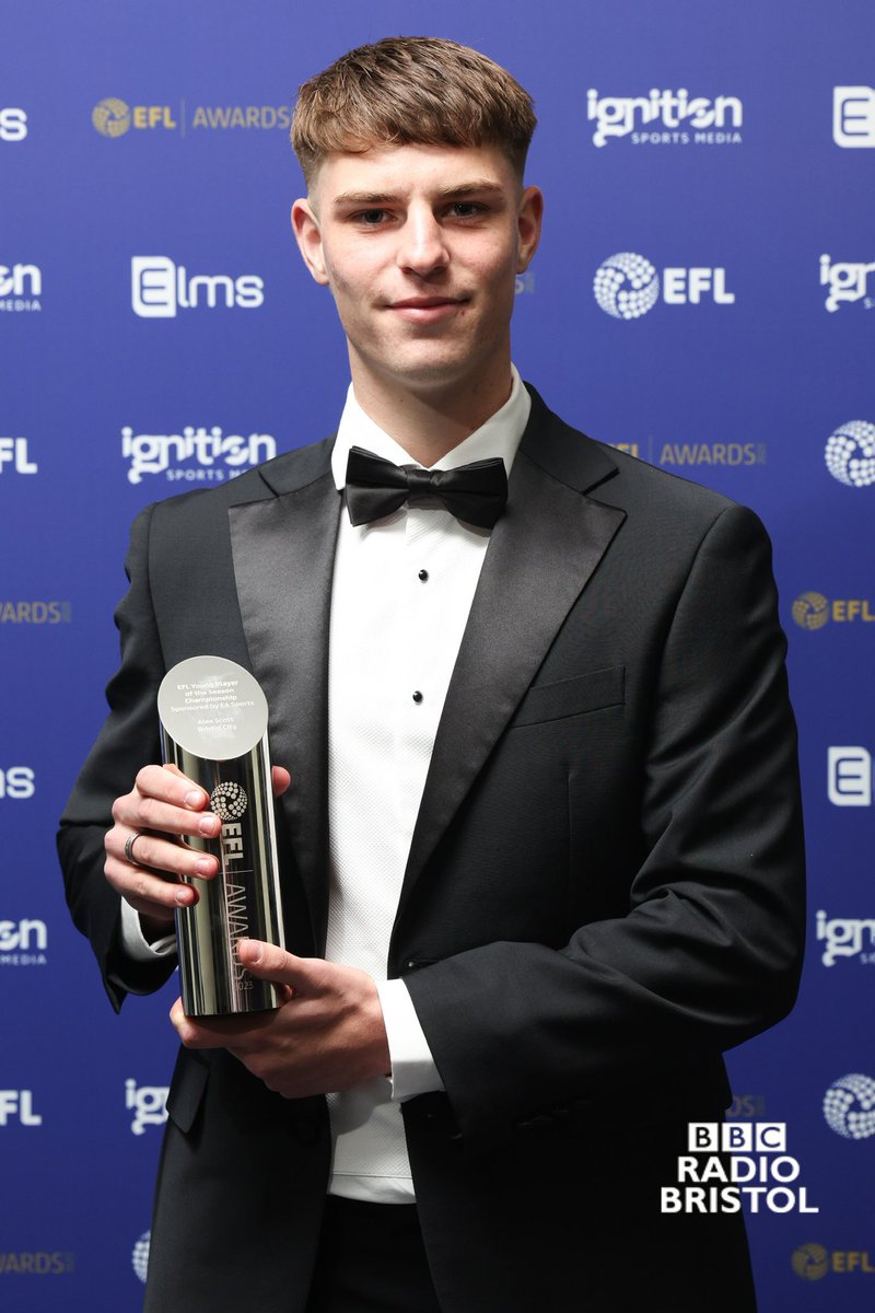 bbcbristolsport's tweet photo. ✅ EFL Championship Young Player of the Season
✅ EFL Championship Team of the Season

🔴 Alex Scott @BristolCity https://t.co/AdR6RWZe6A