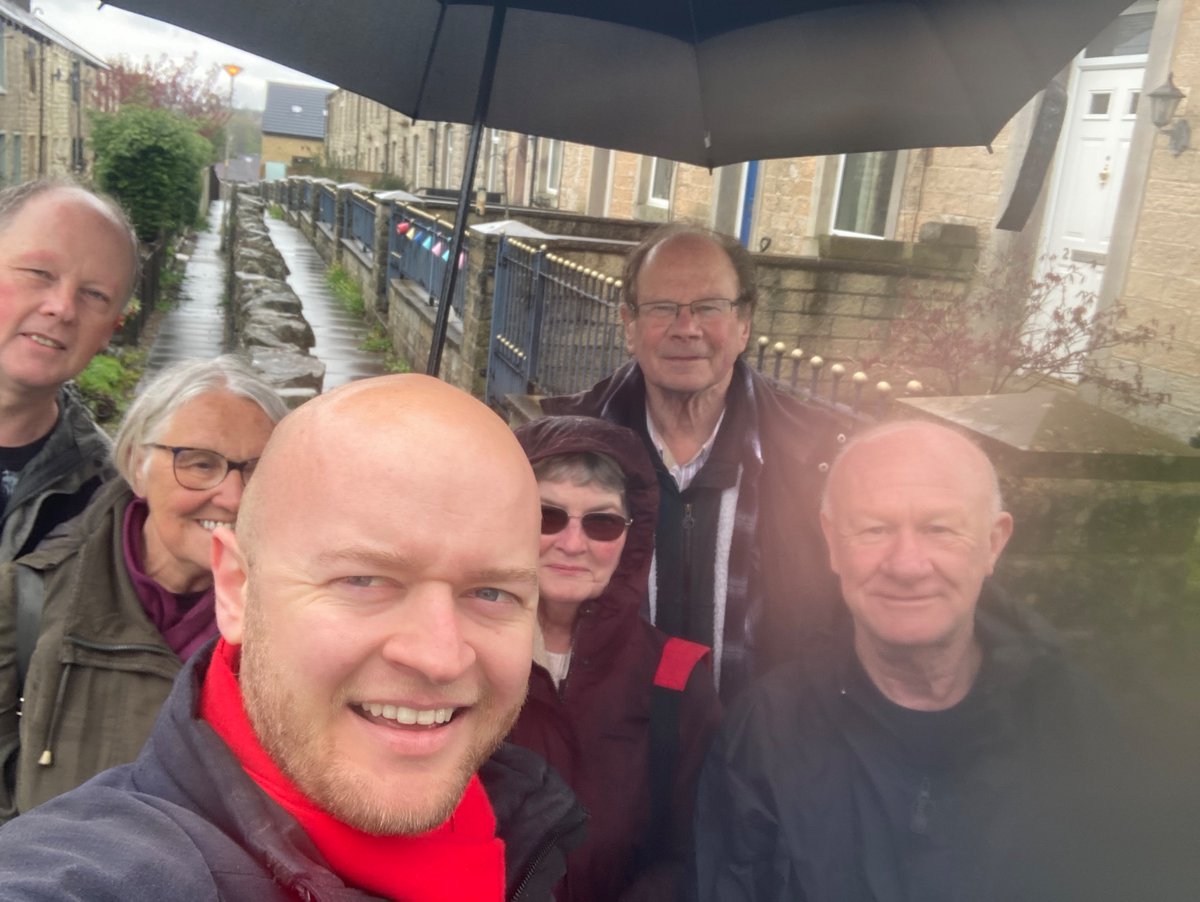 Campaigning in all weathers for Labour candidates in Pendle and Clitheroe this weekend. Ten days to go! 🗳️ 

<a href="/RVLabour/">Ribble Valley Labour</a>
<a href="/PendleLabour/">Pendle Labour</a>
<a href="/LabourNorthWest/">Labour North West</a>