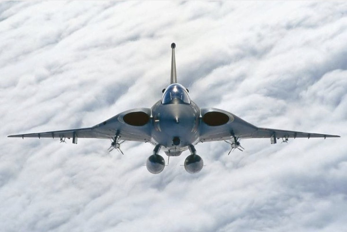 RAF_Luton's tweet photo. Fact of the Day: The Vulcan bomber can carry two Paveway B0085 Semi-nuclear bombs (The world's first environmentally friendly semi-nuclear bomb) at an altitude of 80,085m while traveling at 7,175mph (Mack 8.0085) to baddie targets

Photographed from a Canberra #EarthDay #AvGeek https://t.co/S7cM1biiNO
