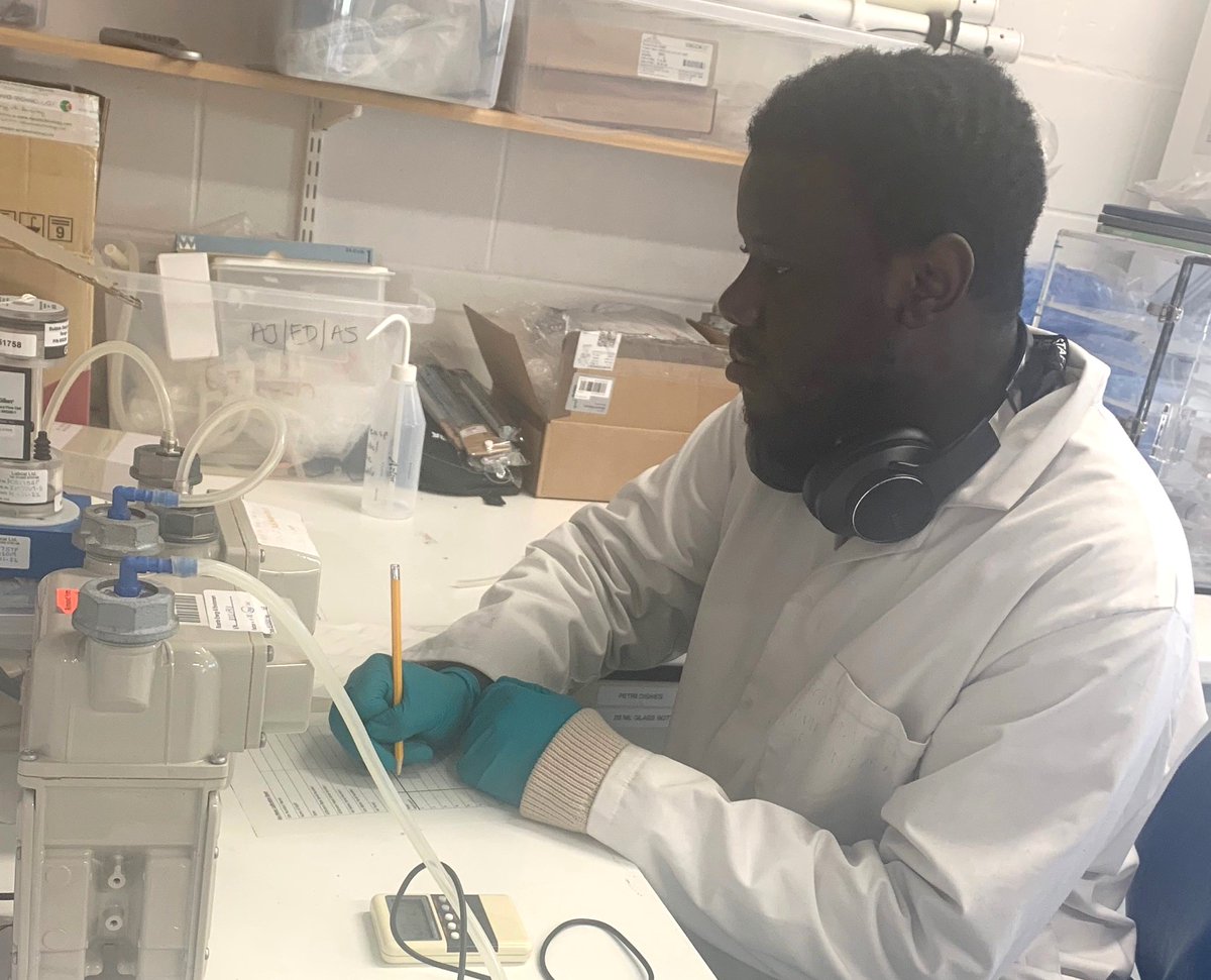 Time for another meet the team post.... Meet Tiwa! 🎉 Tiwa will be helping the lab team with preparing and analysing ALPHA samplers as well as packing your orders!