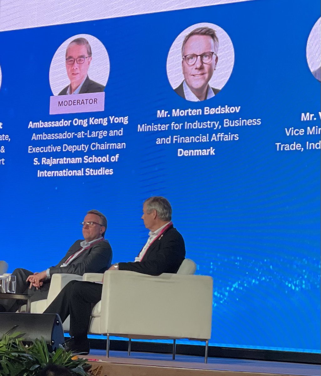 NordsethDMA's tweet photo. “Agreement on an ambitious strategy aiming at zero carbon shipping not later than 2050 is key to move forward on Shipping GHG agenda”. Clear statement on Danish ambitions  by ⁦@mfMorten⁩ at opening of Singapore Maritime Week https://t.co/wNq501Y2B6