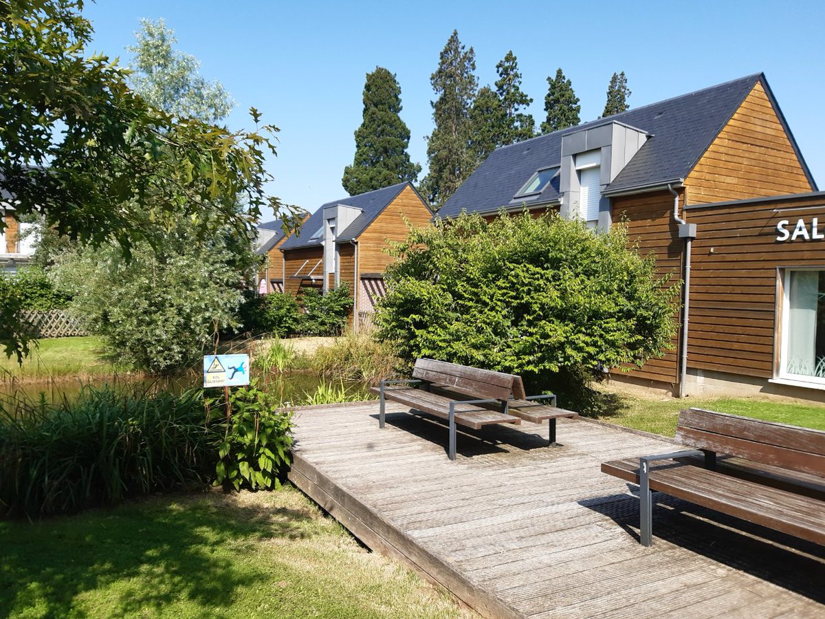 Pour échanger sur les pratiques d’aménagement et leur évolution, le Cerema a créé la communauté Quartiers de demain depuis 2021.
▶ La communauté est sur la plateforme #ExpertisesTerritoires 
Des rendez-vous réguliers sont organisés pour échanger
cerema.fr/fr/actualites/…