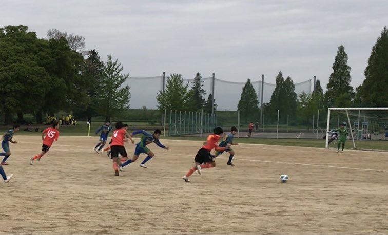 FChabilista's tweet photo. FCアビリスタU-15
2023年4月22日(土)
第16回埼玉県ユース(U-15)サッカーリーグ2部

第7節
西遊馬公園サッカー場
10:00KO
35分ハーフ
前半 0-0
後半 0-3
TOTAL 0-3

第7説の今回は、さすがに3連敗はできないと強い気持ちで試合に臨みました！

前半はCKからチャンスも

https://t.co/498SGHD6Lj https://t.co/VE9zyWZMIe