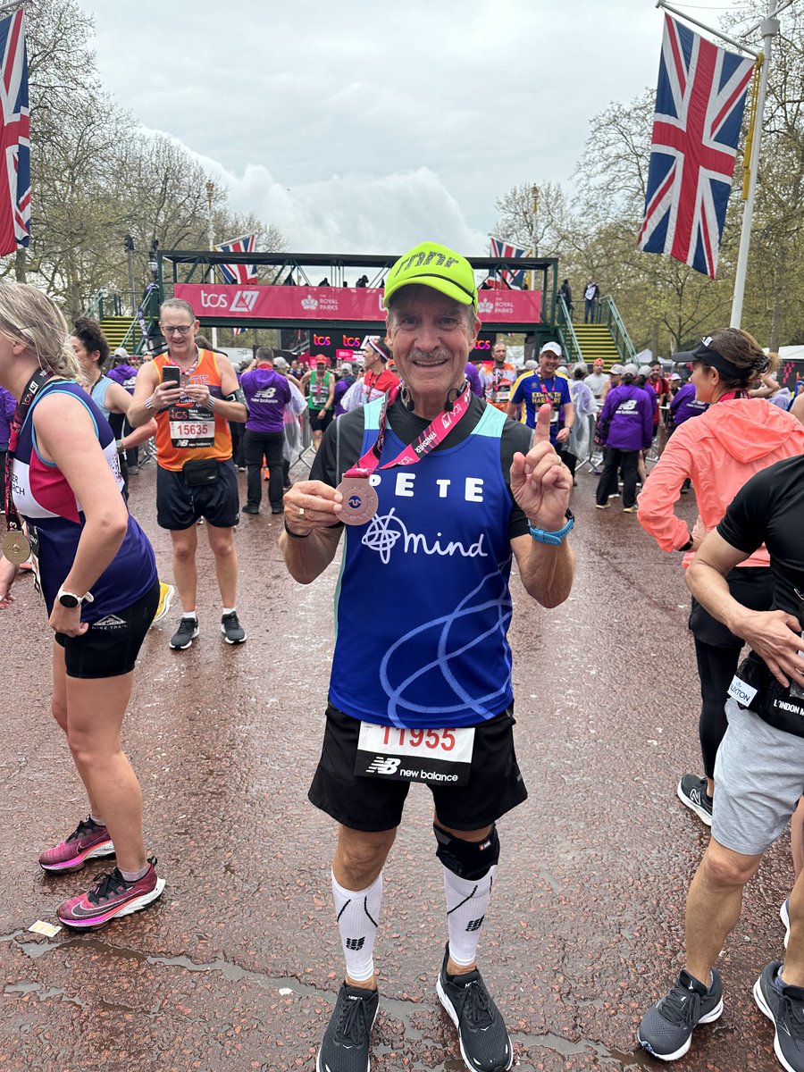 peteben1's tweet photo. Such an amazing experience ⁦@LondonMarathon⁩ you did not disappoint #Londonmarathon2023 https://t.co/lNgMha3KRN