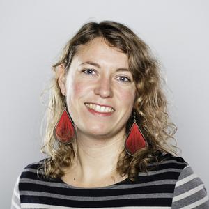 STAFF TAKE-OVER 

This week we are introducing associate lecturer & early career researcher Dr Cornelia Helmcke @ConnyCastanea

Conny is a political ecologist studying issues around
#EnvironmentalJustice
#EnvironmentalDemocracy &
#EnergyTransition.

Read the thread to learn more!