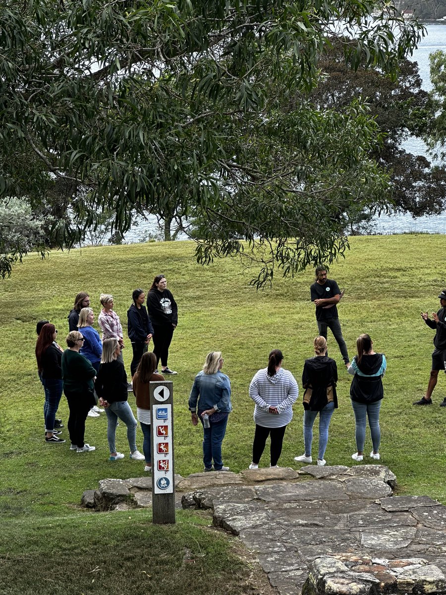 dace_elletson's tweet photo. Fantastic spending the day with the whole team @GreenwayParkPS on Country in Port Hacking today where high expectations and strengths based, individual planning for our Aboriginal and Torres Strait Islander learners was front and centre. Weaving, dancing, language, connections 👏🏼 https://t.co/27jaGzFgoR