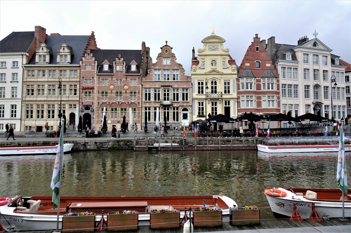 RT @pac1610: Moody skies and wonderful Flemish #architecture for my recent visit to #Ghent! ⛅️⛪️🇧🇪🏠⛅️ @ThePhotoHour @StormHour @StormHourMark @lebalzin @YourAwesomePix @PhotographyWx #ePHOTOzine #Gent #Gand #weatherphotography #VisitBelgium