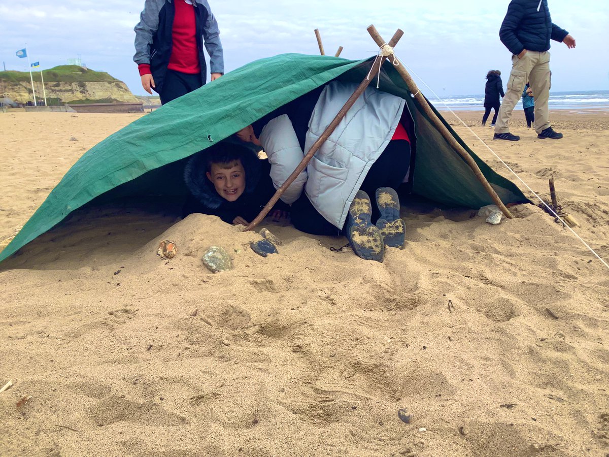 MissBrent's tweet photo. Year 5 had the best time exploring their geography skills at Roker Beach, we all made it there and back using our Digimap mapping skills 🗺️ 🧭 🚊 @FallaParkSchool @Miss_Carr_Falla @MrsYoungfp https://t.co/S0dpk452sS