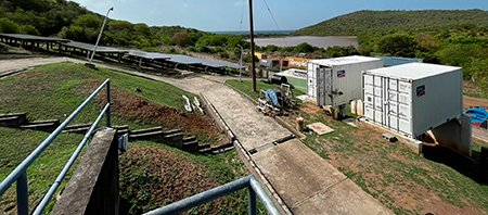 energetica_xxi's tweet photo. 🔋♻️Control de la generación de energía híbrida para la isla de Mayreau

✍️Un artículo del Departamento Técnico de Seyber

https://t.co/BQsYrnxY5U https://t.co/EkfBOkHFm7