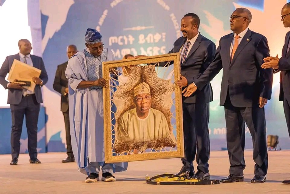 NekemteCommuni2's tweet photo. Dr. Abiy Ahmed is the leader who paid the price for peace and brought peace to Africa beyond Ethiopia. #JAWSA_Terrorists  #No_Genocide  #Save_Amhara_Against_JAWSA #JAWSAISTerrorist @AJEnglish @POTUS @CNN @amnesty https://t.co/YucqHl3Nv7