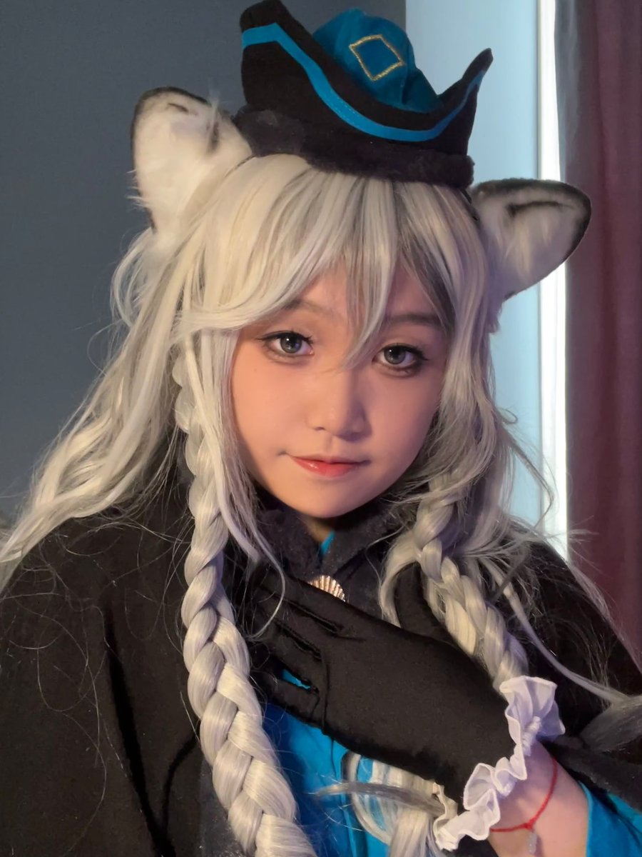 Zhou01880385's tweet photo. ❄️🔔
#Arknights #cosplay #Pramanix https://t.co/xUNf65DO0L