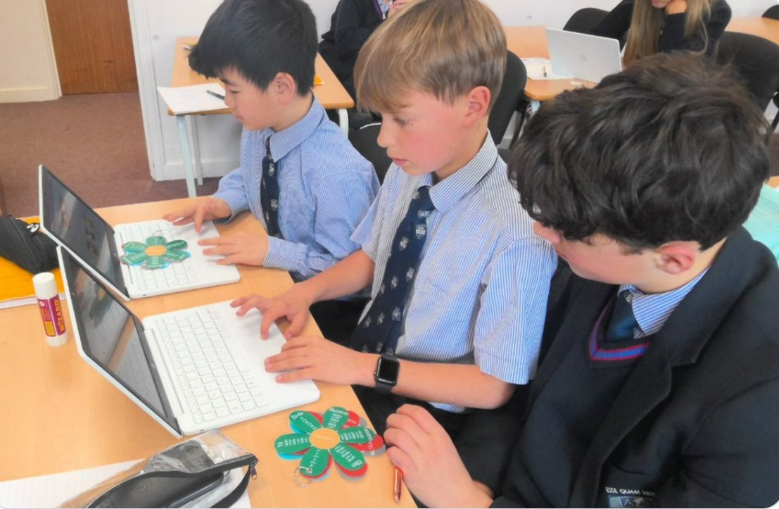 <a href="/AshfordMFL/">Ashford MFL</a>🇪🇸  Miss Diaz Claron's students in year 8  love practising the preterite tense in Spanish playing
<a href="/Blooket/">blooket</a> and using their conjugation flowers! #Creativelearning