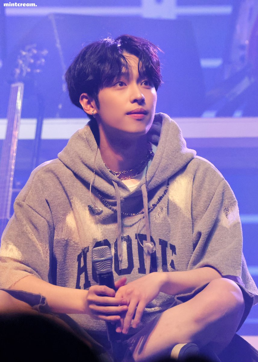 mintcream0114's tweet photo. 230423 쇼케이스

#XdinaryHeroes #엑스디너리히어로즈 #곽지석 #Gaon #가온 https://t.co/2I2NvjfqHI