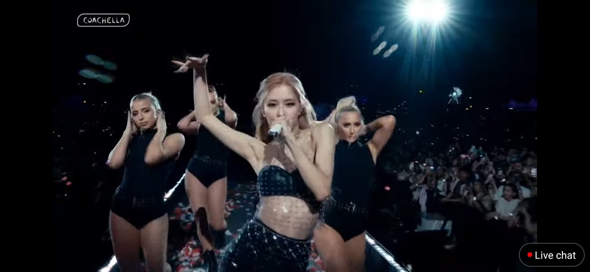 Kittycelle's tweet photo. 🤍🤍🤍
@BLACKPINK #ROSECHELLA2023
#BLACKPINKxCoachella #PINKCHELLA https://t.co/JiyPjDFdhE