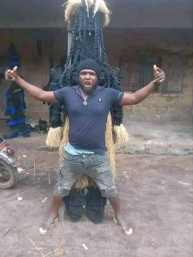 GREATBIAFRAVIP's tweet photo. History will keep remembering your bravery for the restoration of #BIAFRA #IKONSO.
#LION keep fighting from the other side ✊ https://t.co/ANUm0hUnNv https://t.co/ImsZngaiCi