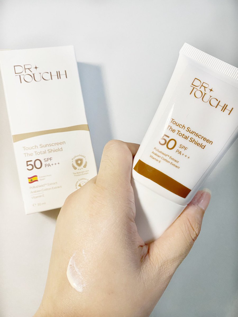 _JP021_'s tweet photo. ป้ายยาครีมกันแดด touch screen the total Shield SPF50 PA+++ จาก Dr.Touchh 🧑🏻‍⚕️ ช่วยปรับผิวให้สว่างกระจ่างใส คุมมัน ปกป้องยาวนานถึง 24 ชม ช่วยสะท้อนแสง blue light สร้างเกราะป้องกันให้ผิวที่บอบบาง ป้องกันฝุ่น pm2.5 และมลภา��ะอีกด้วย 🫧

#DrTouchh #ผิวขาว #ผิวใส #ครีมกันแดด
#ใช้ดีบอกต่อ https://t.co/0iInpm5lPG