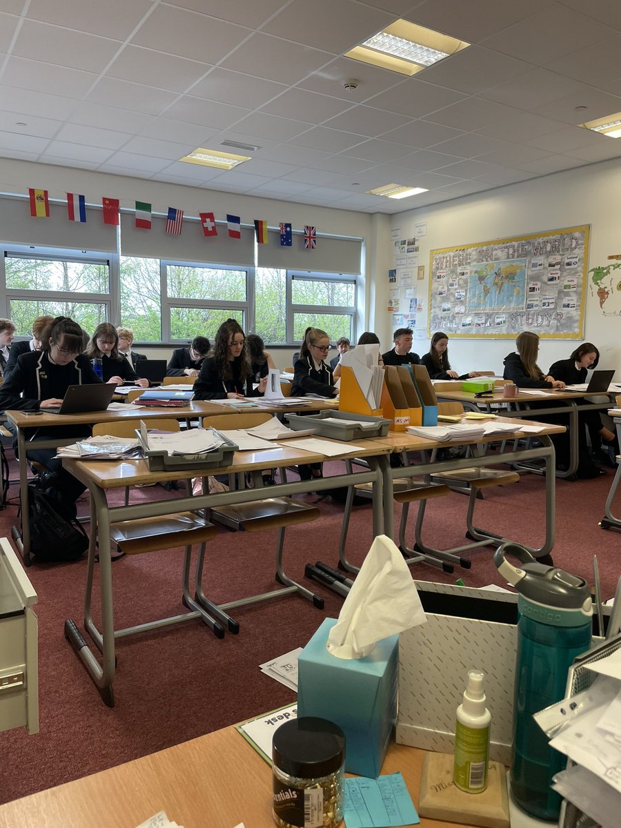 Miss Donnelly tweet media