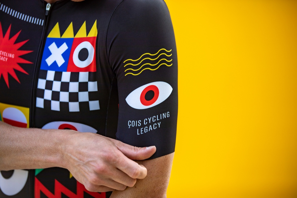 CoisCycling's tweet image. The details are not the details

they make the design.

#posterlad #cyclingkit #kitdoping #kitfitcycling #rouleur #bestcyclingkits #cyclingfashion #snobici