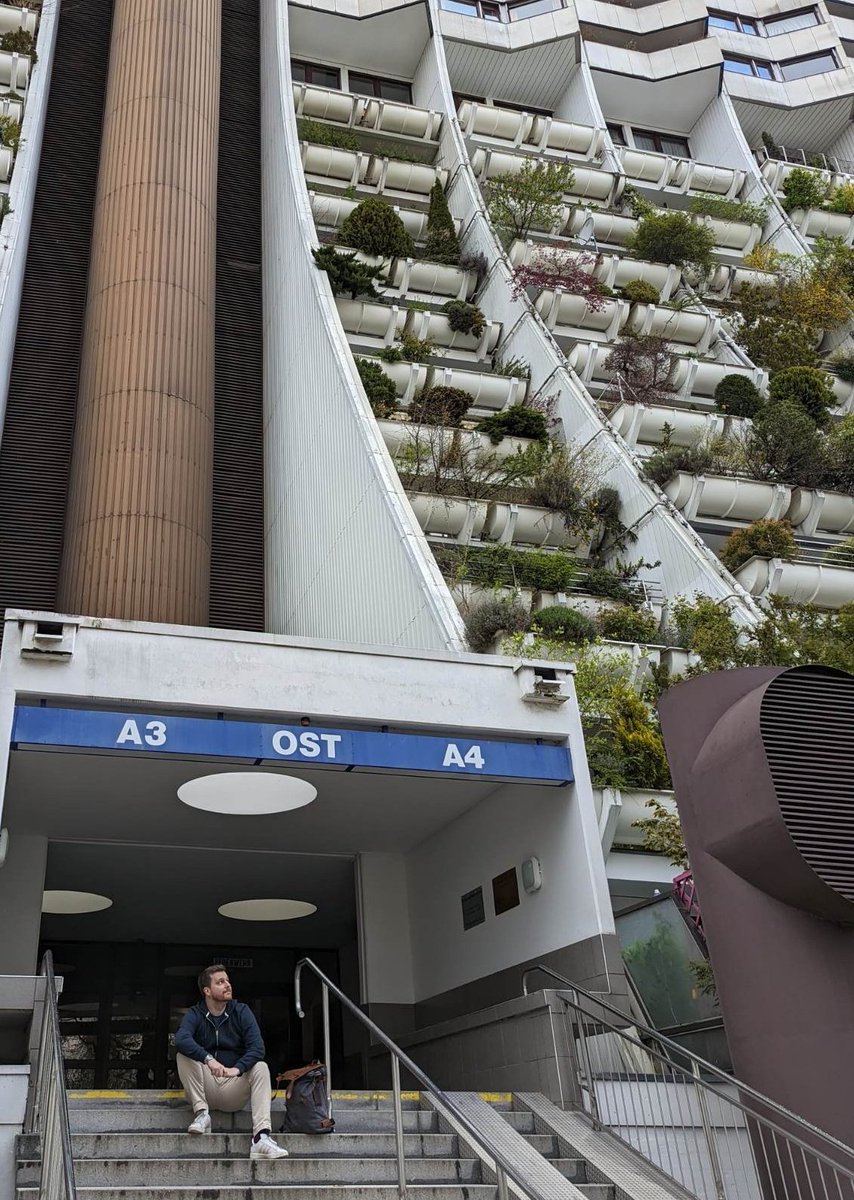 Marnerbanana's tweet photo. Fascinating visit to #Alterlaa, #Vienna. Mass #housing that provides an impressive density while maintaining a strong link to nature & a numerous community resources.
Being caught between a babbling brook at ground + birdsong from trees 8 stories up was a surreal experience. https://t.co/G38i05ZE6o