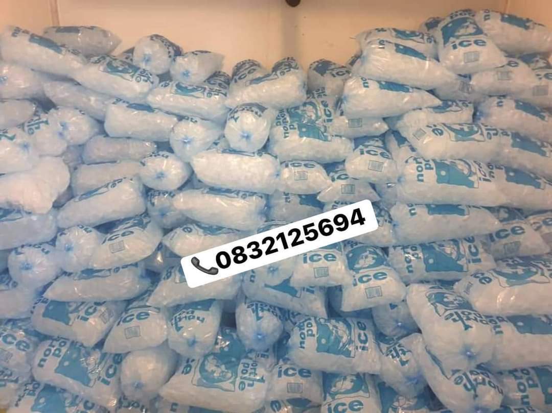 🧊🧊🧊🧊ICE CUBES!!!🧊🧊🧊🧊

❄️Weddings??
❄️Funerals??
❄️Braais or Parties?
❄️Which ever event you may be having this coming weekend.. we are ready for your orders.
#venda
#VhuvhambadziDrive