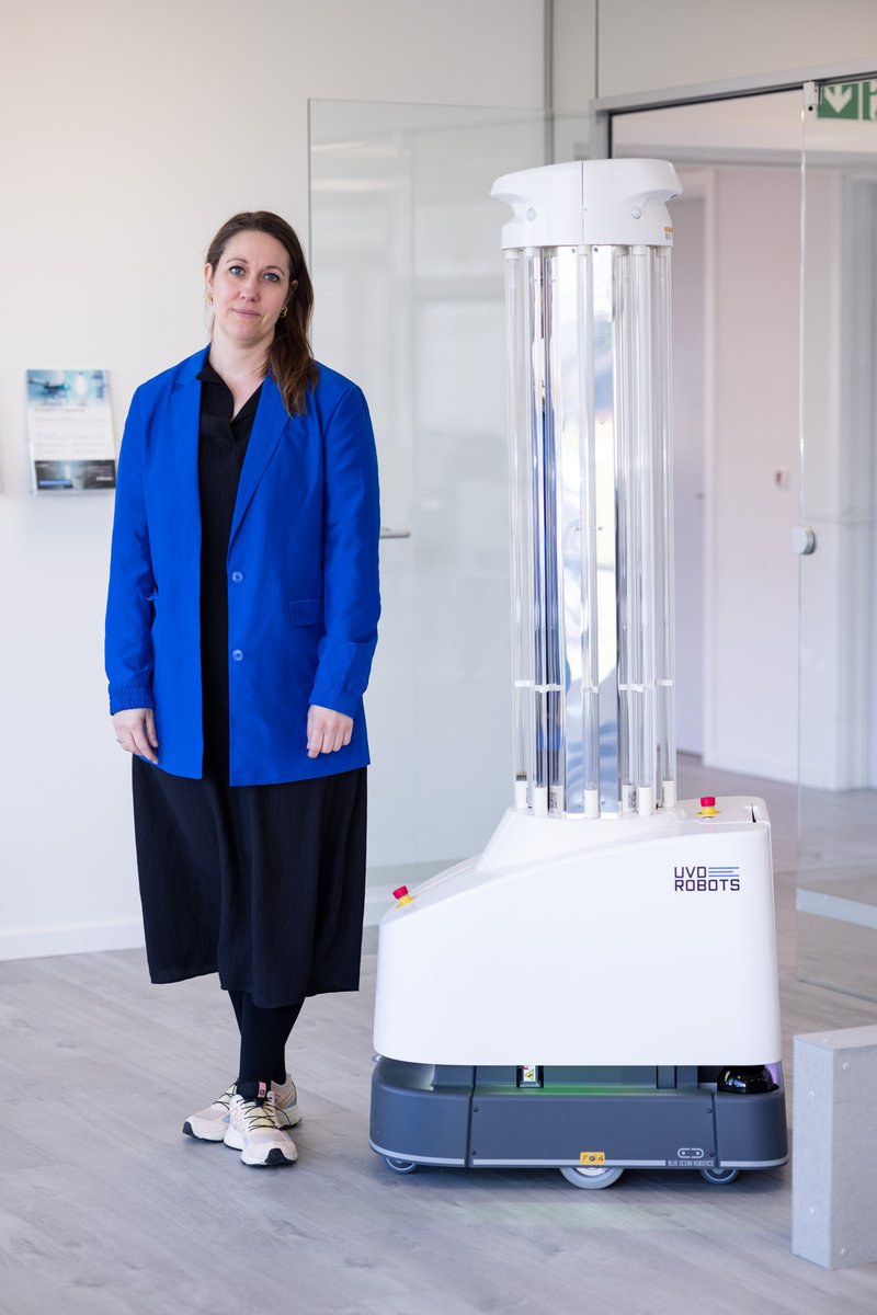 BlueOceanRobot's tweet image. Please give a warm welcome to Lærke Ostenfeldt, who recently joined our UVD Robots team!  

Lærke is our new Senior Clinical Application Specialist and will be supporting customers with the onboarding of our self-driving UVD Robot.   

Welcome aboard, Lærke!