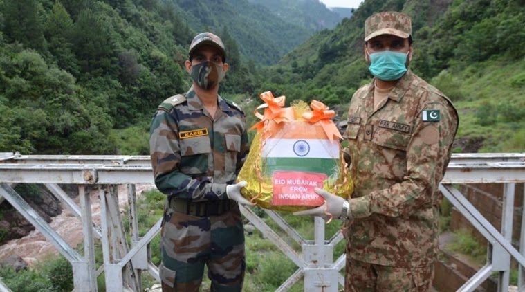 212dobara's tweet photo. @major_pawan @BSF_India @BSF_Gujarat @BholaNath_BSF @SHAHEED15081947 @BSF_Rajasthan @BSF_Kashmir @BSF_Guwahati @danvir_chauhan @captsinghjs @BDUTT @alpha_defense @payyaboy Army karein toh Confidence Building Measure aur BSF karein toh nautanki. Heights of hypocrisy. https://t.co/UeHX8zODKG