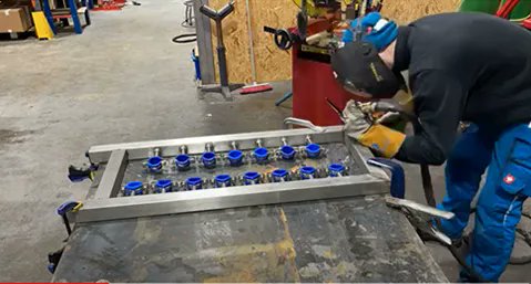 HpEProcess's tweet image. Our engineer working on a flash pasteuriser buff.ly/3KwnQzD  #pasteurisers #fabrication #hygienicequipment #hpeprocess #engineering #welding #leeds