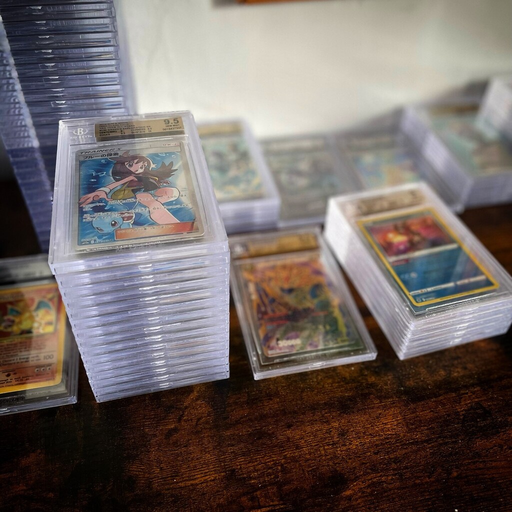 BLGrading's tweet photo. 🎉 Great news, folks! 🎉 We absolutely love getting your returns and we work diligently to ensure they're back with you quickly. 🏃‍♀️💨

When your grading status changes to "Ready to Dispatch to Customer", it means your cards are being carefully packaged and will be on their wa… https://t.co/nMhoGXoaNV