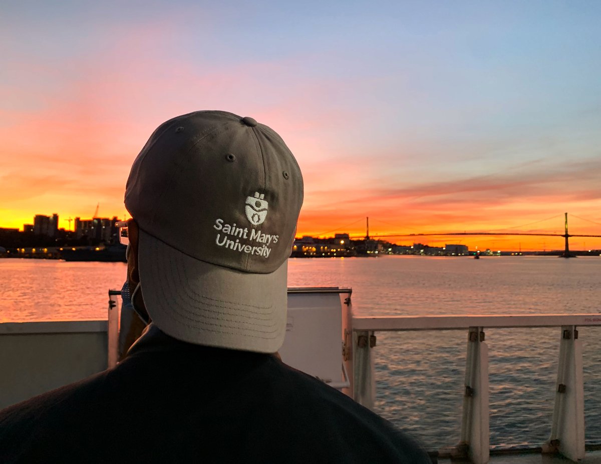 smuhalifax's tweet photo. Are you rocking your #SMUMerch? Let us know! #WorldWithoutLimits https://t.co/lHtDjP1J0d