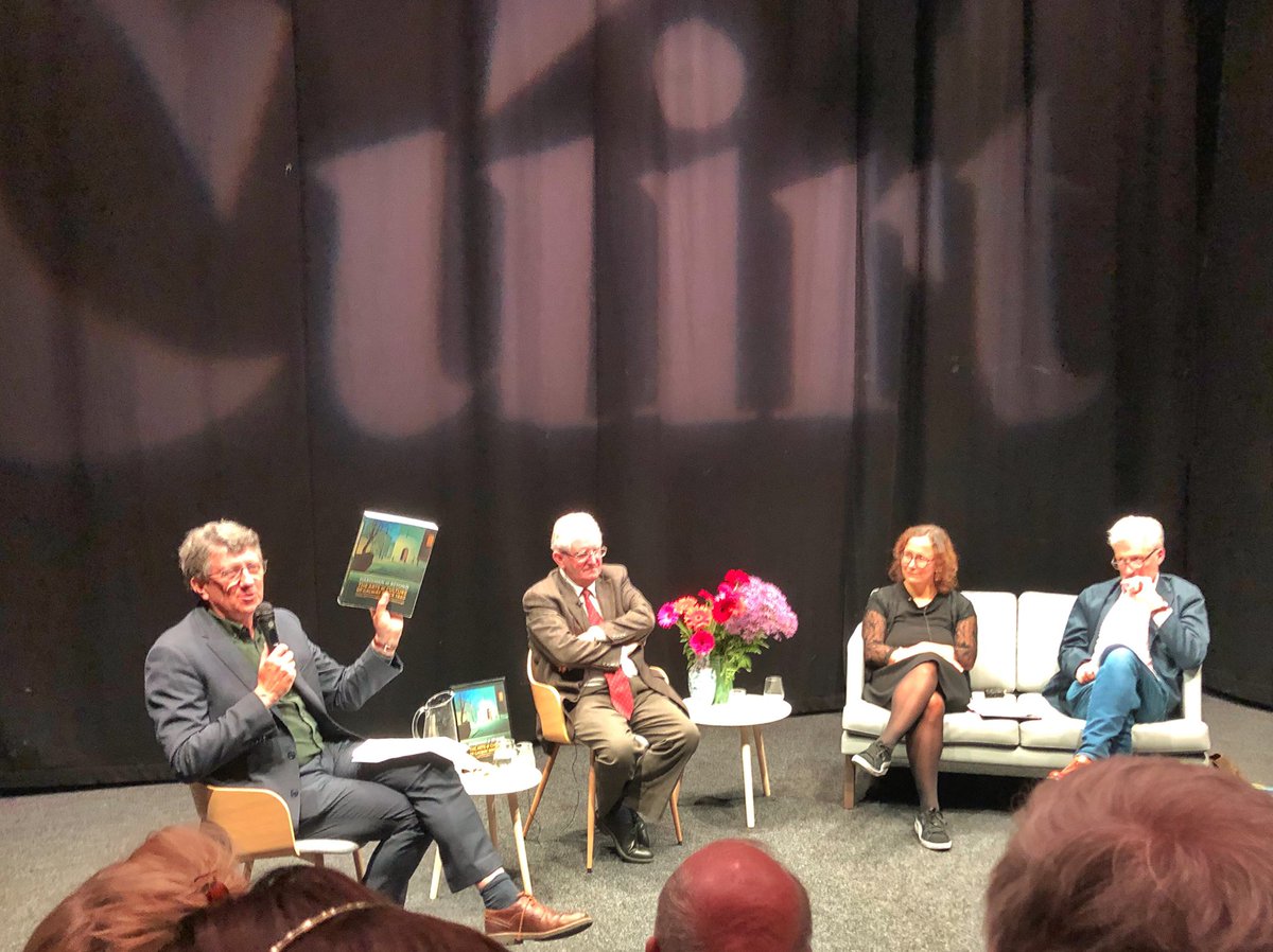 Congratulations to @johncun1ngham who launched his book ‘Hardiman & Beyond: The Arts & Culture of Galway since 1820’ at #Cuirt2023 ✏️ yesterday in the @GalwayArtsCentr. The book is co-edited by @metamedievalist and published by Arden.