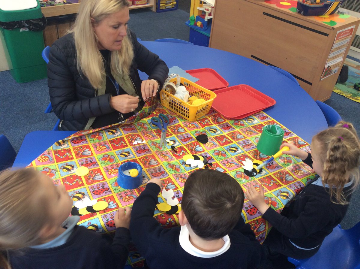 holstein_mrs's tweet photo. Monday morning in Foundation Stage! 
Creative bee making and wild flower planting 🌺🐝
@wild_bank @TrustVictorious https://t.co/MYzJfifvlP