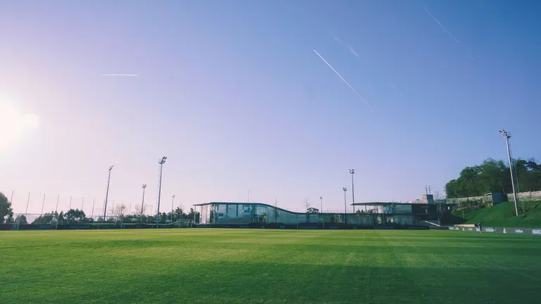 LA CIUDAD DEPORTIVA DEL CELTA ES ILEGAL

Asi lo confirma el Tribunal Superior de Xustiza 

lavozdegalicia.es/noticia/gradar… #Celta #CiudadDeportiva #Mos @Vigoblog