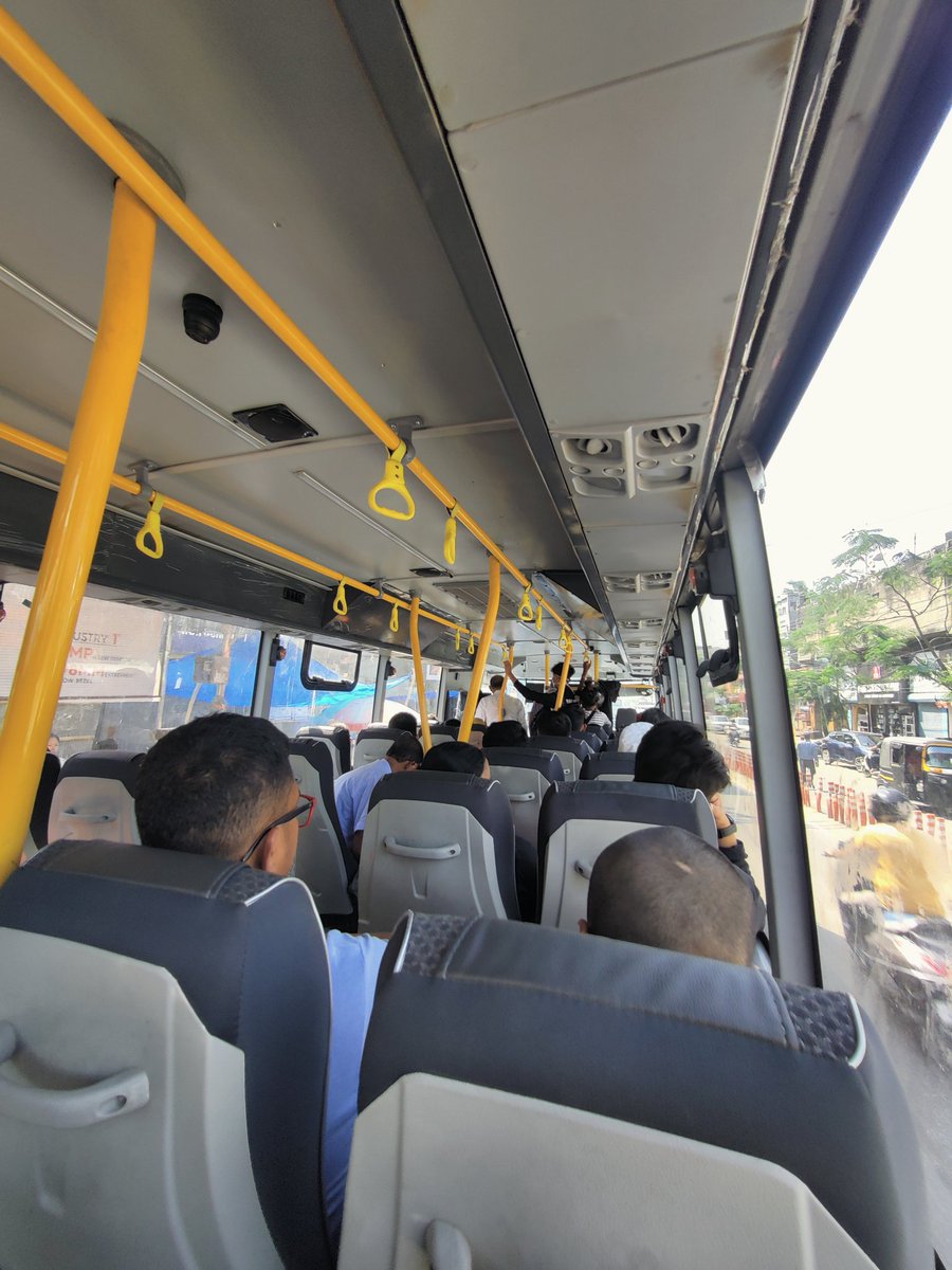 GitarthGOSWAMI's tweet image. Comfortable AC buses in the city! Doors are fully closed for effective cooling &amp;amp; moreover they run on CNG!  Now I don&apos;t need a private vehicle to commute everyday specially in summers! Thank you @astcassam @himantabiswa @CMOfficeAssam  for this beautiful service! 
#astc #guwahati