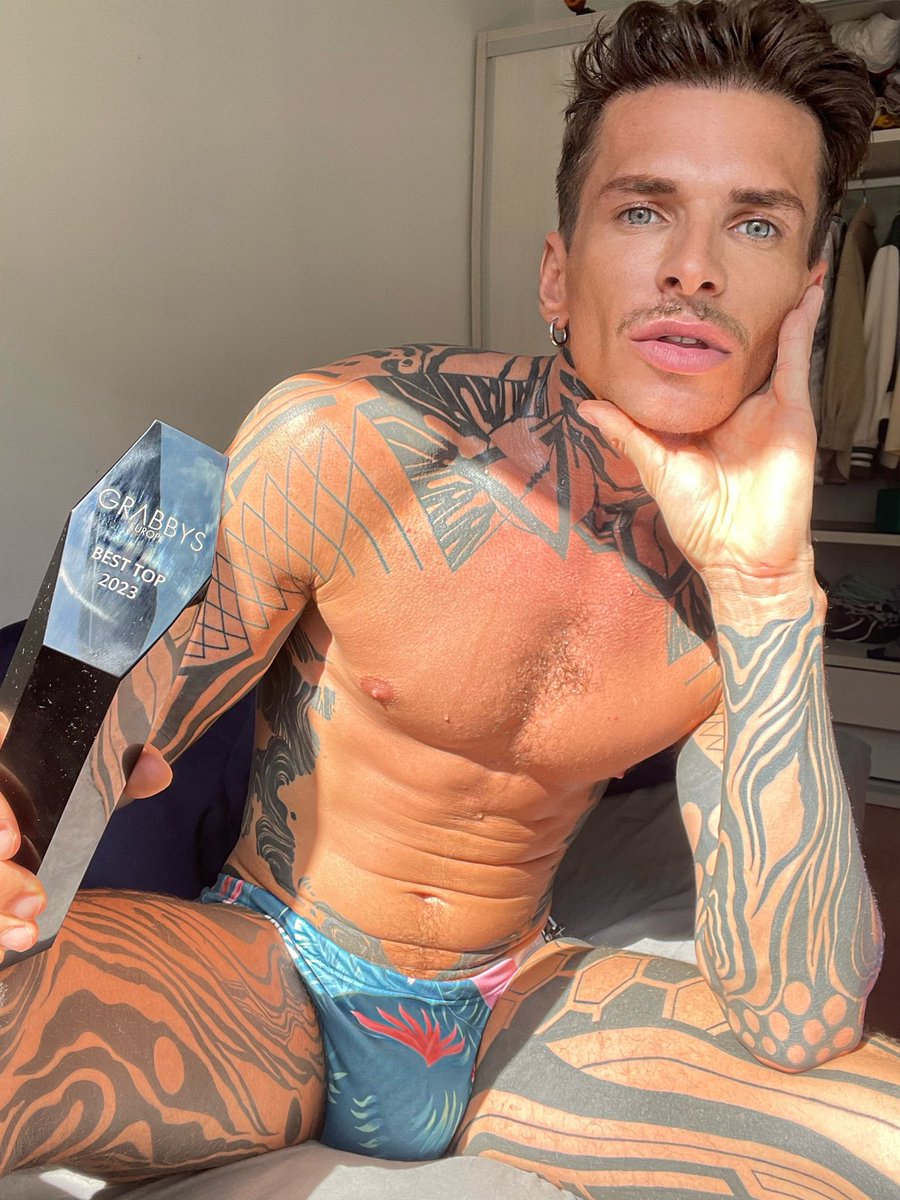 Robert Royal on X: 3 years ago I started my journey with doing porn and I  didnt even had a direction where it will go. but last saturday I fucking  won in