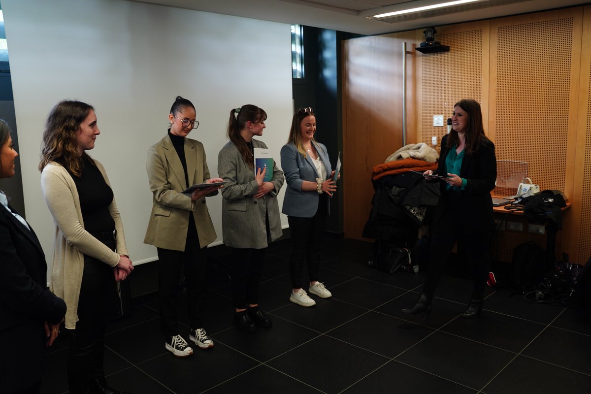 CFAPublic's tweet photo. Félicitations à nos apprentis partis en mobilité cette année qui ont reçu leur Europass ! 🤩

Merci à Elisa, Éva, Aliénor et Héloise pour leurs témoignages. ✨

Un superbe cocktail dinatoire réalisé par nos apprentis MC Barman du @lhtoccitanie était servi à nos invités. 🥰 https://t.co/DMQC6WvQ6i