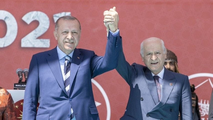 kanal80's tweet photo. Erdoğan ve Bahçeli Osmaniye'ye geliyor

Cumhurbaşkanı Recep Tayyip Erdoğan ve MHP Genel Başkanı Dr. Devlet Bahçeli, 28 Nisan Cuma günü Osmaniye'yi ziyaret edecekler. https://t.co/ClCL9FsvaM