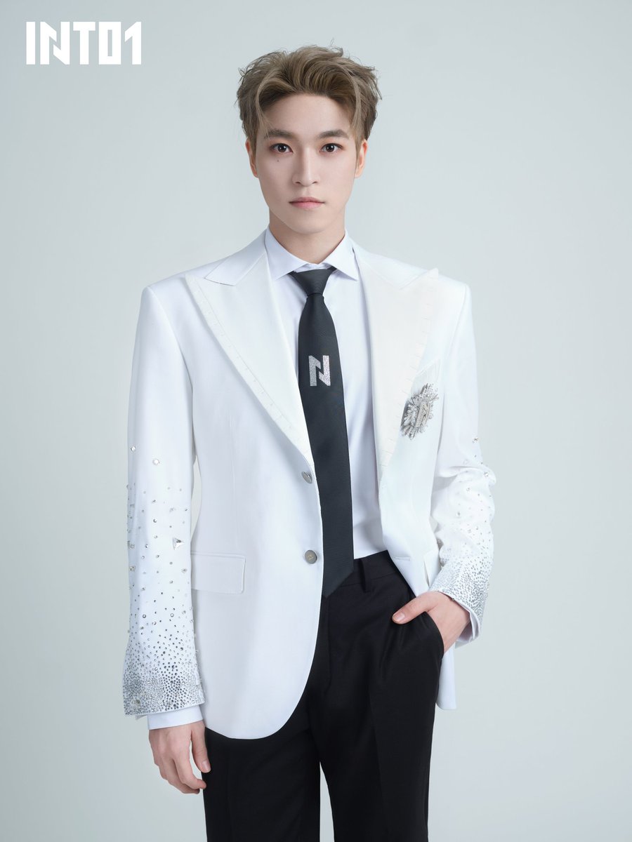 leekungkim's tweet photo. รอๆๆ ซานตะ + INTO1 🧡🌐
#INTO1_Wonderland #HappyGraduationSanta #INTO1_GROWNUP #SANTA #サンタ #ซานตะ #赞多 #INTO1Santa https://t.co/Mbnp0UtWNU