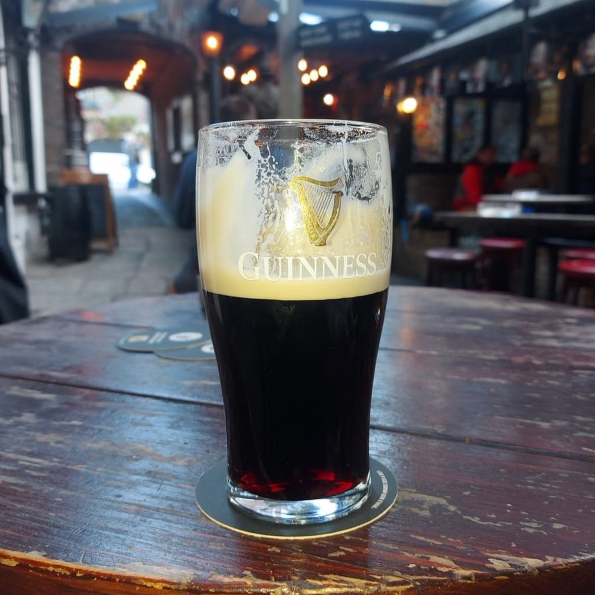 Are you a glass half full or glass half empty type of person?

#ireland #irish #dublin #thebrazenhead #thebrazenheaddublin