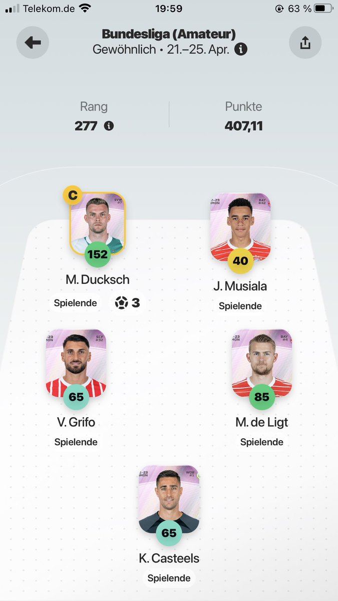 TPopo10's tweet photo. @CoachHennes_ @NoTimeW3 @Sorare Musialas Form genauso 💩🥺 https://t.co/uRAMYnl4T3