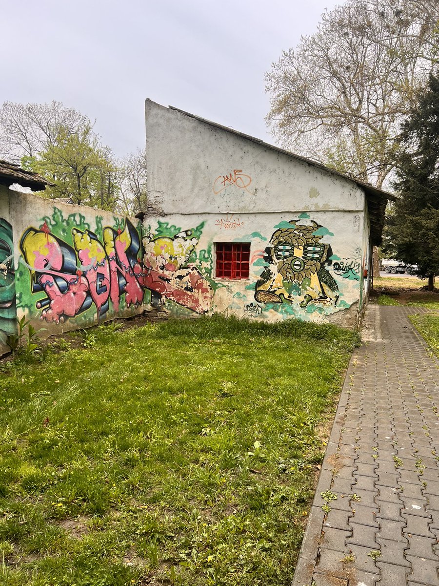 Chris Tomlinson tweet media