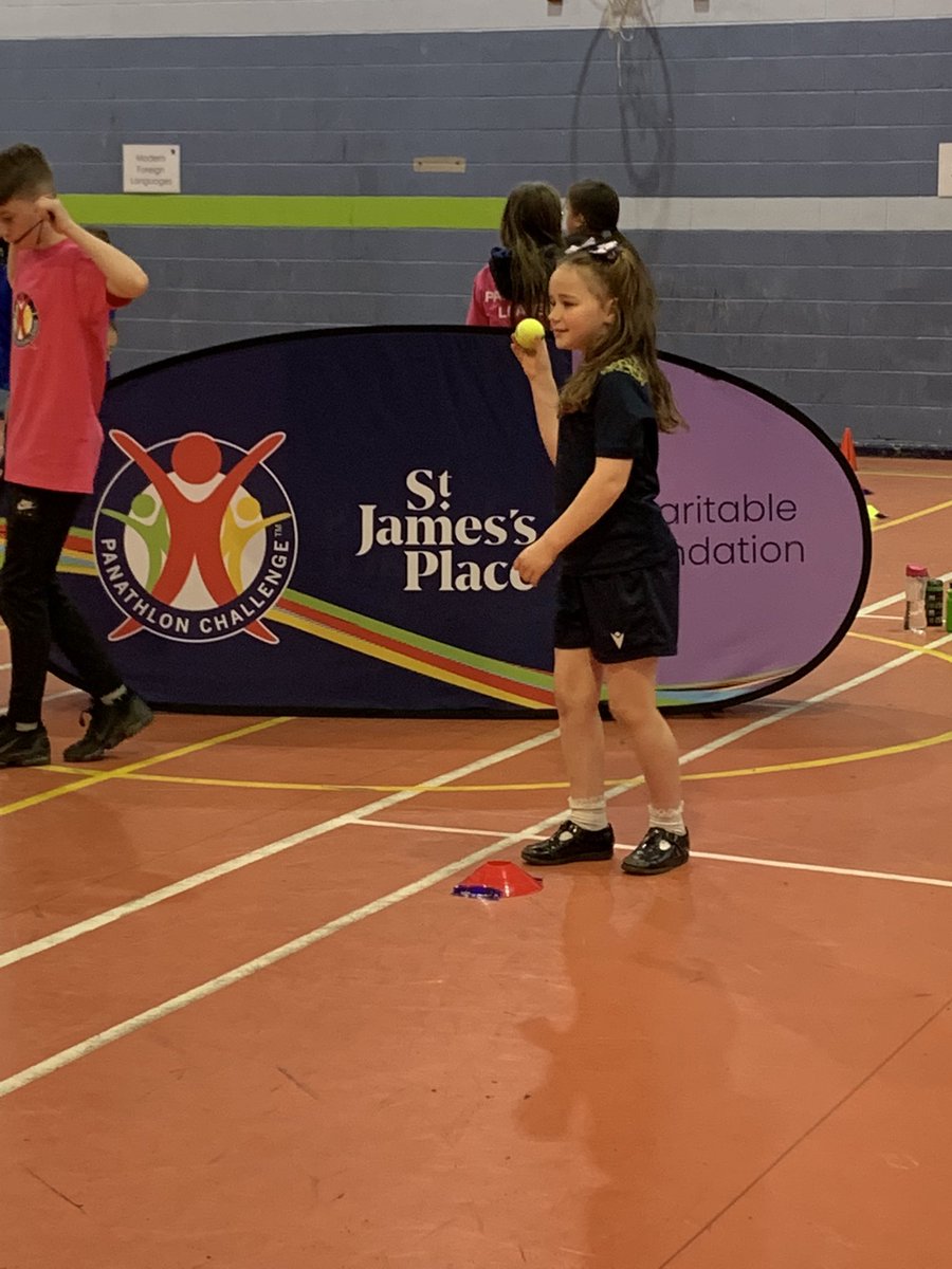 BurySchoolGames's tweet photo. A great @Panathlon cricket skills event this morning, a big thanks to @SchoolHeys for hosting and providing amazing leaders 👏🏻🏏🏏🏏 https://t.co/LLDljN7YTI